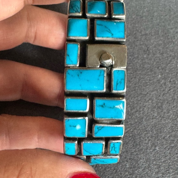 Vintage Sterling silver and turquoise hinged bracelet - Picture 12 of 15
